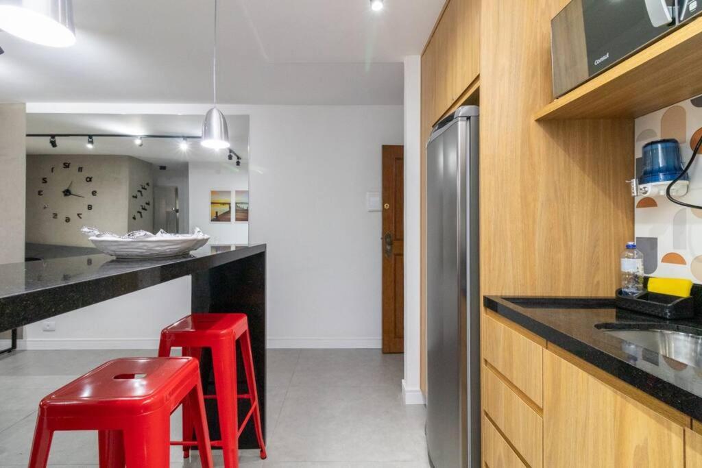 Apartamento Lindo Apto Reformado Ao Lado Do Allianz Pe0083 *