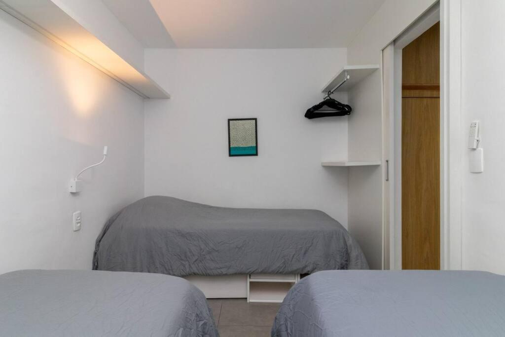 Lindo Apto Reformado Ao Lado Do Allianz Pe0083 Apartamento São Paulo