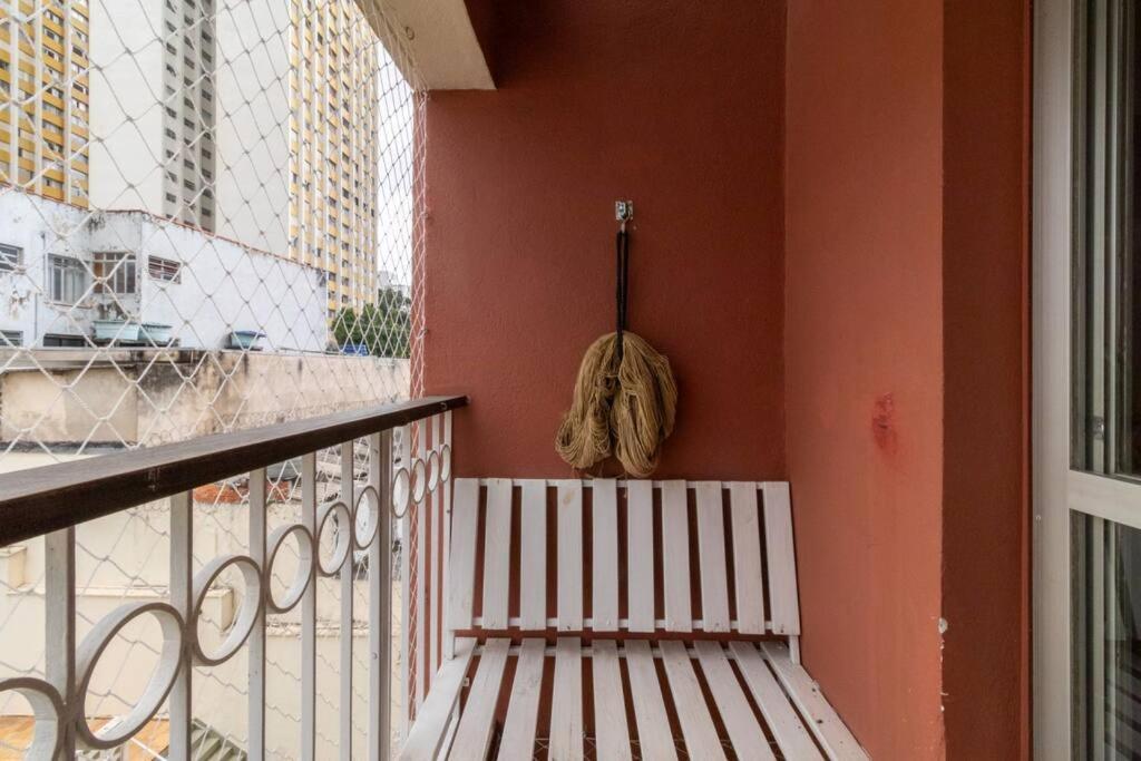 Apartamento Lindo Apto Reformado Ao Lado Do Allianz Pe0083 São Paulo